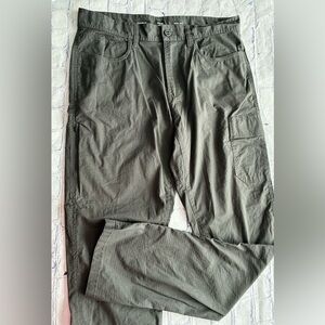 PRANA mens size 34x32 khaki pants